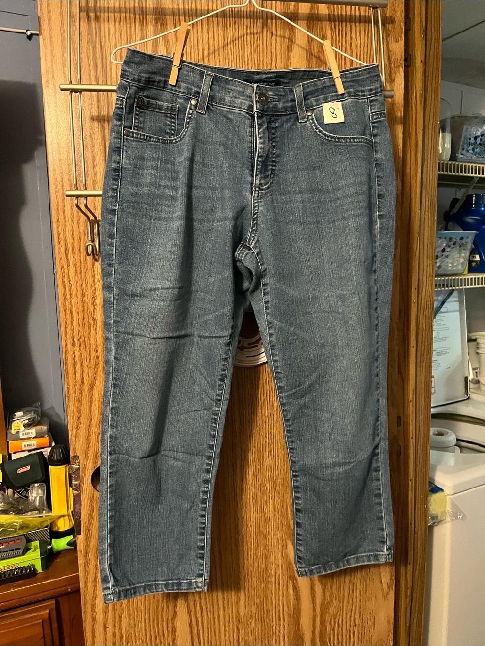 Bandolino Women's Blue Denim Capris with Faded Wash